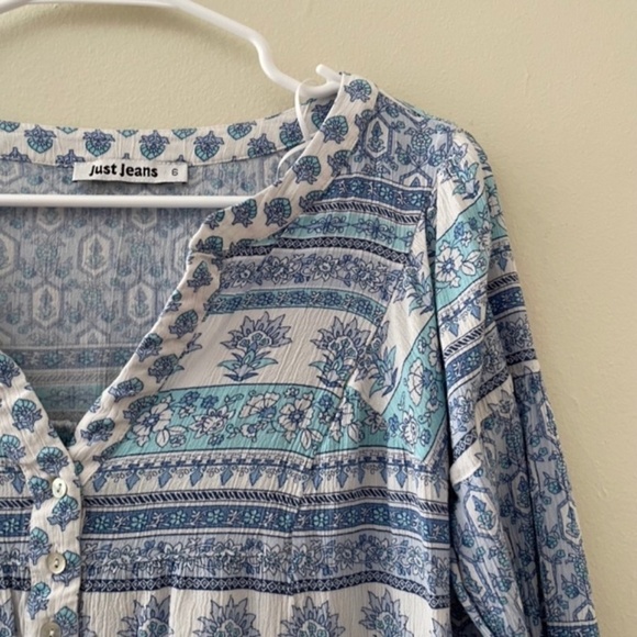 S- Australian Just Jeans Brand White and Blue Flowy Striped Design Blouse - Picture 2 of 6